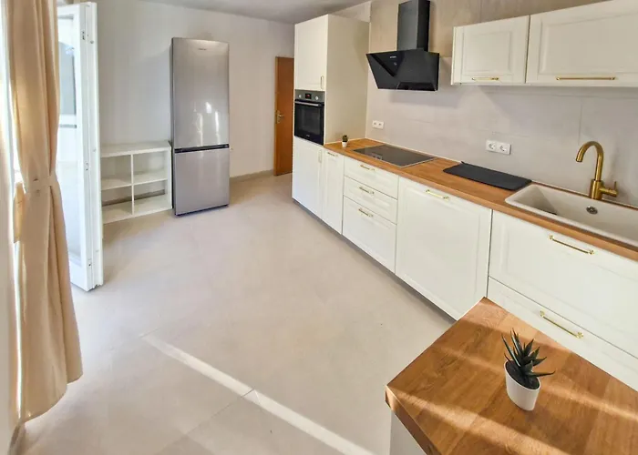 Filip By Interhome Apartamento Vrbnik (Primorje-Gorski Kotar)